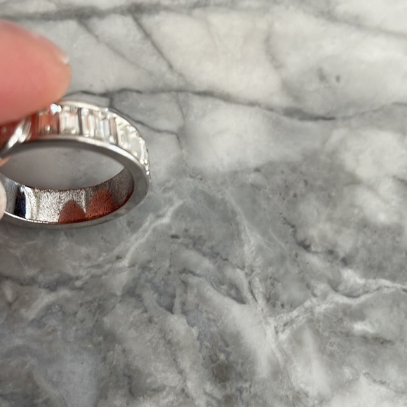 Ring bundle.  2 silver tone sparkly rings. - Picture 8 of 8